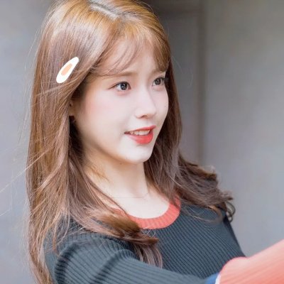 彼女